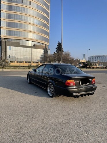 BMW 528 2000, 204,000 km - 2.8 l - Xırdalan