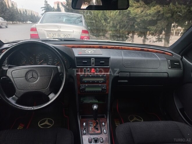 Mercedes C 240 1998, 350,785 km - 2.4 l - Sumqayıt