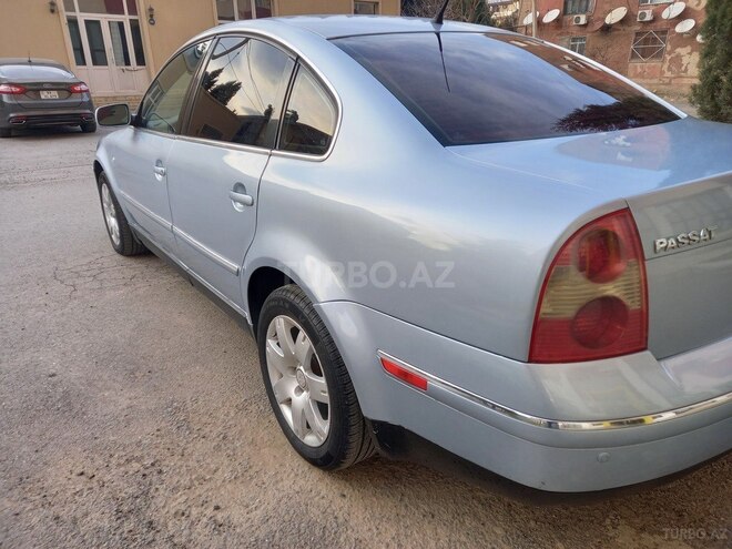 Volkswagen Passat 2002, 235,800 km - 1.8 l - Gəncə