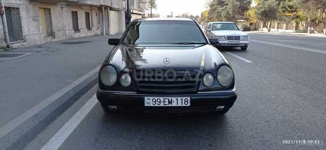 Mercedes E 220 1998, 480,000 km - 2.2 l - Bakı