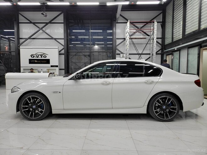 BMW 528