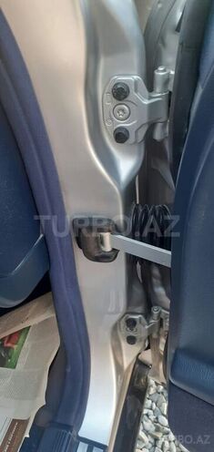 Mercedes E 240 1999, 327,000 km - 2.4 л - Sumqayıt