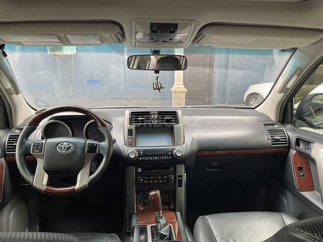 Toyota Prado 2011, 195,000 km - 2.7 l - Bakı