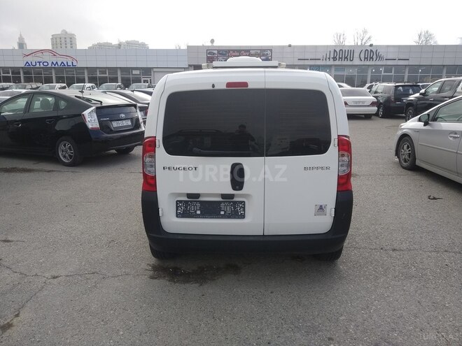 Peugeot  2011, 21,000 km - 1.4 l - Bakı