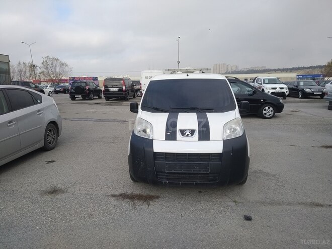 Peugeot  2011, 21,000 km - 1.4 l - Bakı