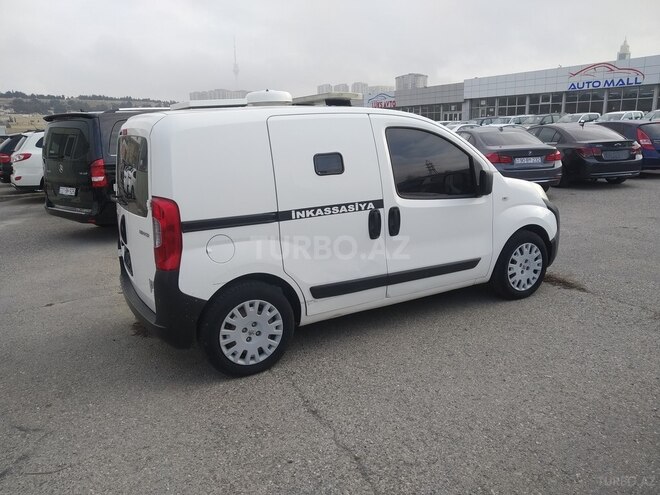 Peugeot  2011, 21,000 km - 1.4 l - Bakı