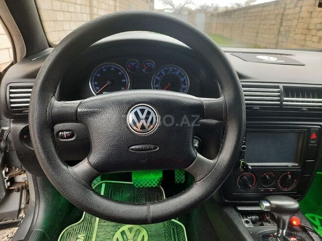 Volkswagen Passat 2002, 240,000 km - 1.8 l - Xaçmaz