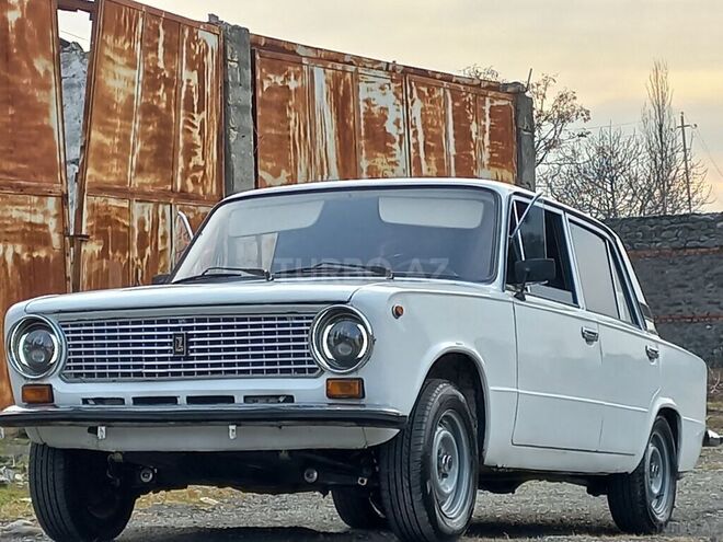 LADA (VAZ) 21011 1975, 235,142 km - 1.3 l - Zaqatala