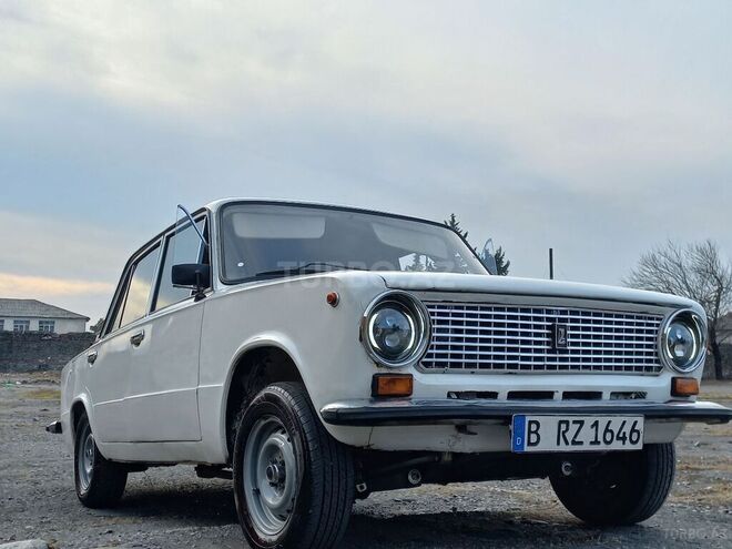 LADA (VAZ) 21011 1975, 235,142 km - 1.3 l - Zaqatala
