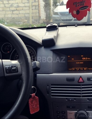 Opel Astra 2006, 169,000 km - 1.3 l - Bakı