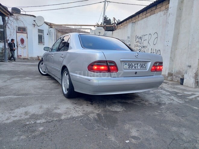 Mercedes E 220 2001, 400,000 km - 2.2 л - Bakı