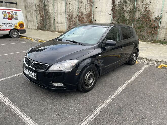 Kia Ceed 2009, 270,000 km - 1.6 l - Bakı
