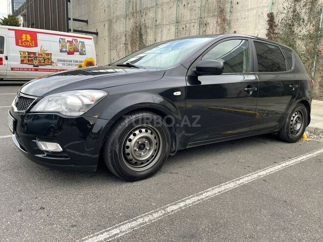 Kia Ceed 2009, 270,000 km - 1.6 l - Bakı