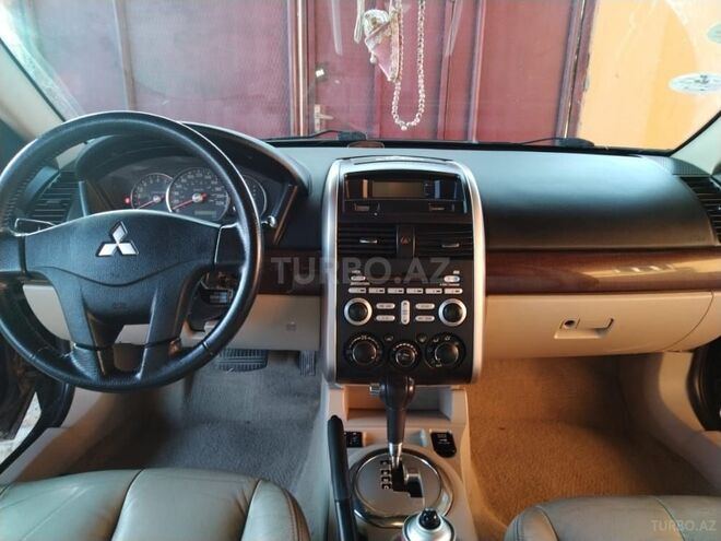 Mitsubishi Galant 2007, 200,000 km - 2.4 l - Qobustan