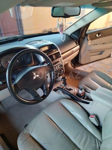 Mitsubishi Galant 2007, 200,000 km - 2.4 l - Qobustan