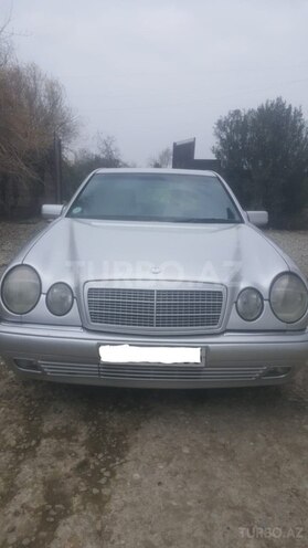 Mercedes E 220 1998, 350,000 km - 2.2 л - Kürdəmir