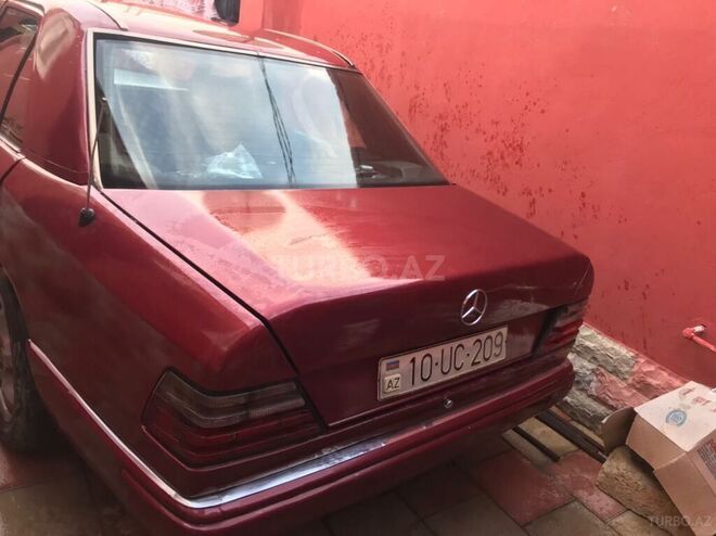 Mercedes E 250 1992, 416,852 km - 2.5 l - Bakı
