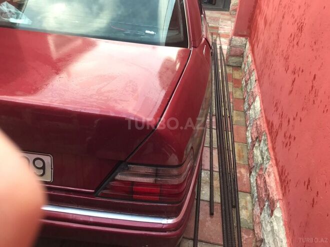 Mercedes E 250 1992, 416,852 km - 2.5 l - Bakı