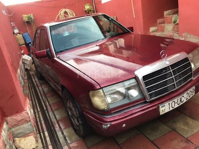 Mercedes E 250 1992, 416,852 km - 2.5 l - Bakı