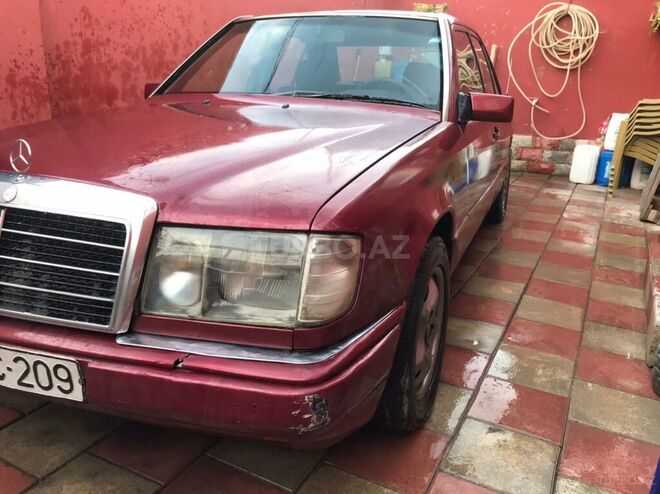 Mercedes E 250 1992, 416,852 km - 2.5 l - Bakı