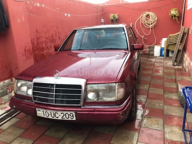 Mercedes E 250 1992, 416,852 km - 2.5 l - Bakı