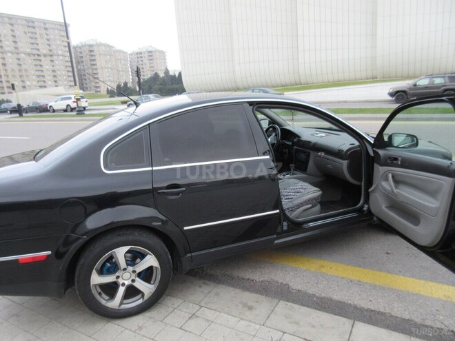 Volkswagen Passat 2002, 243,196 km - 1.8 l - Bakı