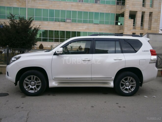 Toyota Prado 2010, 137,000 km - 3.0 l - Bakı