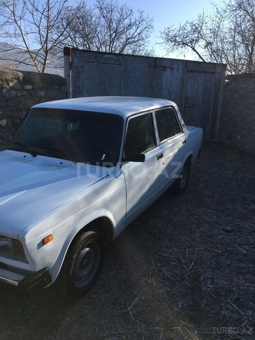 LADA (VAZ) 2107 1992, 225,000 km - 1.6 л - Qax