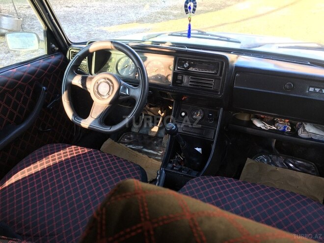 LADA (VAZ) 2107 1992, 225,000 km - 1.6 л - Qax