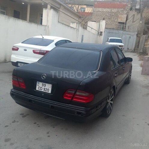 Mercedes E 320 2000, 343,000 km - 3.2 l - Bakı