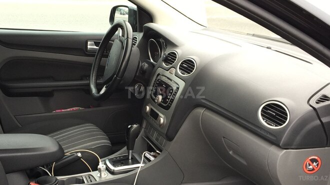 Ford Focus 2011, 210,000 km - 2.0 л - Bakı