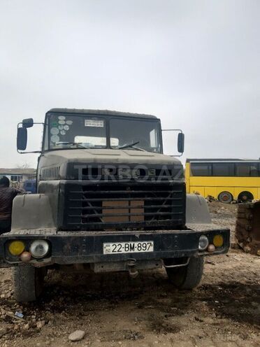 KrAZ  1988, 210,451 km - 15.0 l - Gəncə