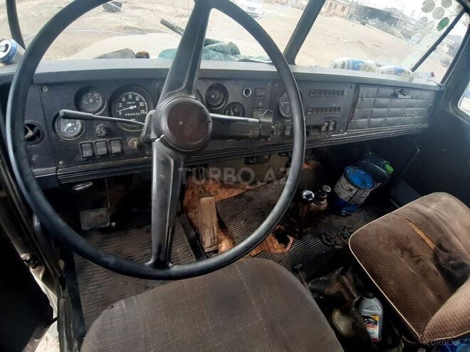 KrAZ  1988, 210,451 km - 15.0 l - Gəncə