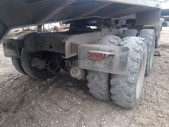 KrAZ  1988, 210,451 km - 15.0 l - Gəncə