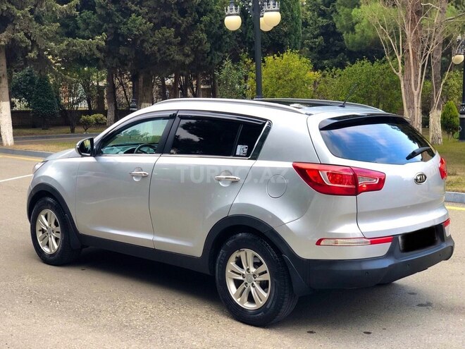 Kia Sportage 2011, 196,500 km - 2.0 л - Bakı