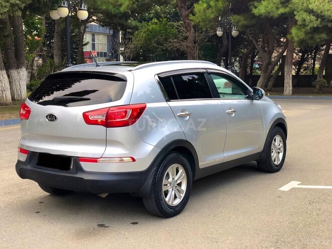 Kia Sportage 2011, 196,500 km - 2.0 л - Bakı