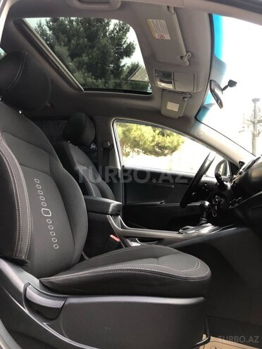 Kia Sportage 2011, 196,500 km - 2.0 л - Bakı
