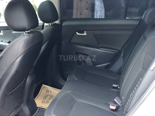 Kia Sportage 2011, 196,500 km - 2.0 л - Bakı
