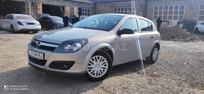 Opel Astra 2005, 195,632 km - 1.4 l - Gəncə