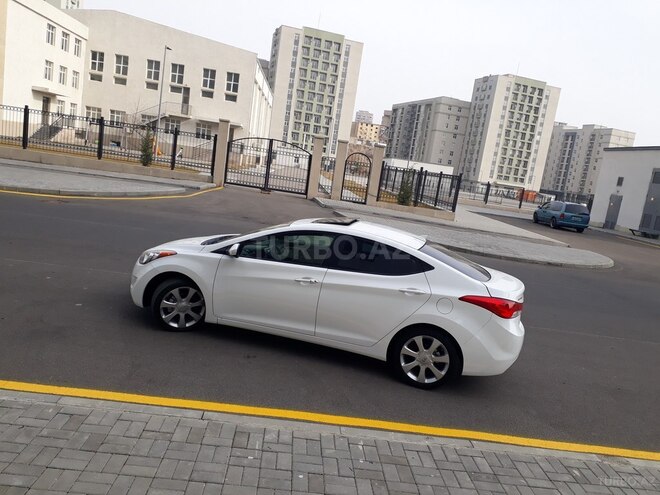 Hyundai Elantra 2013, 106,900 km - 1.8 l - Bakı