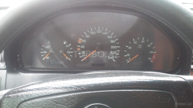 Mercedes C 180 1997, 215,000 km - 2.0 l - Bərdə
