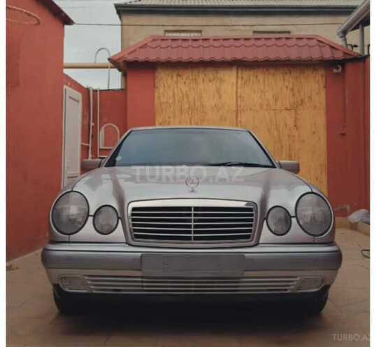 Mercedes E 200 1997, 310,000 km - 2.0 л - Bakı