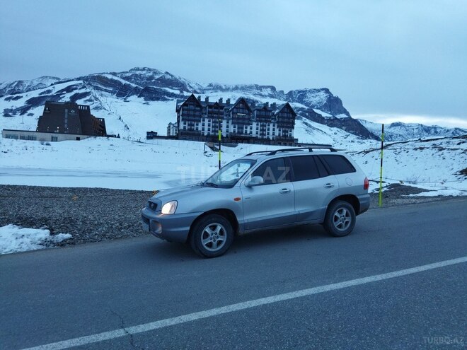 Hyundai Santa Fe 2004, 275,000 km - 2.0 l - Qusar