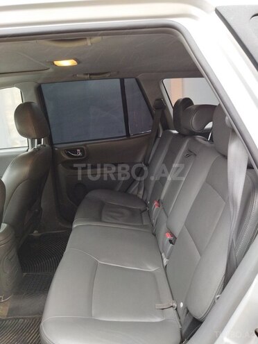 Hyundai Santa Fe 2004, 275,000 km - 2.0 l - Qusar