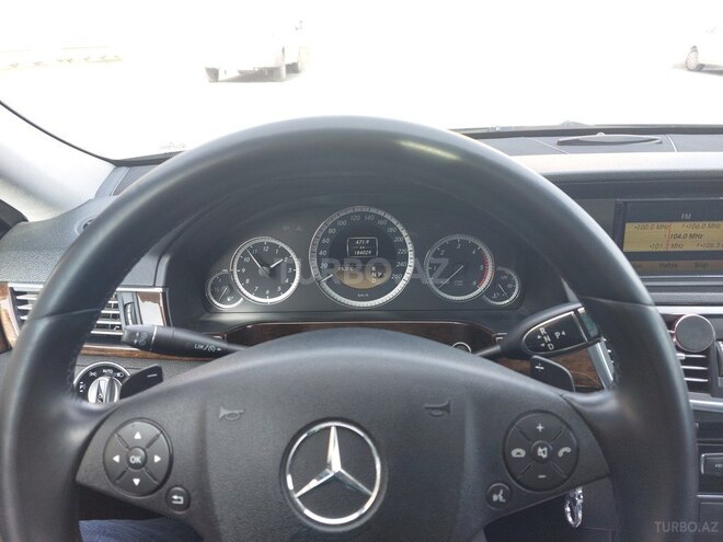 Mercedes E 220 2011, 184,029 km - 2.2 l - Bakı