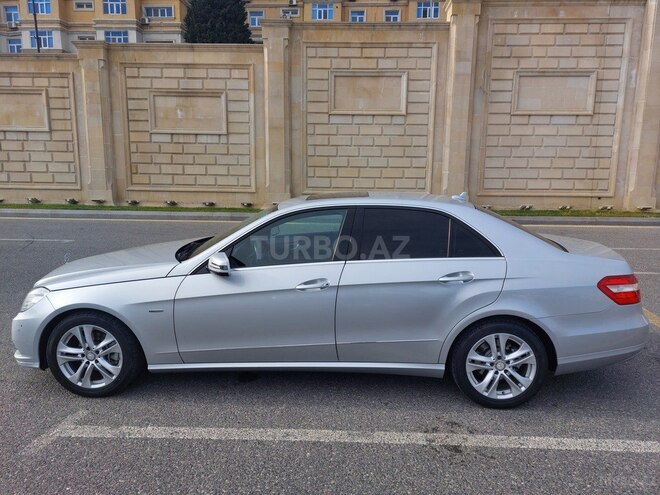 Mercedes E 220 2011, 184,029 km - 2.2 l - Bakı