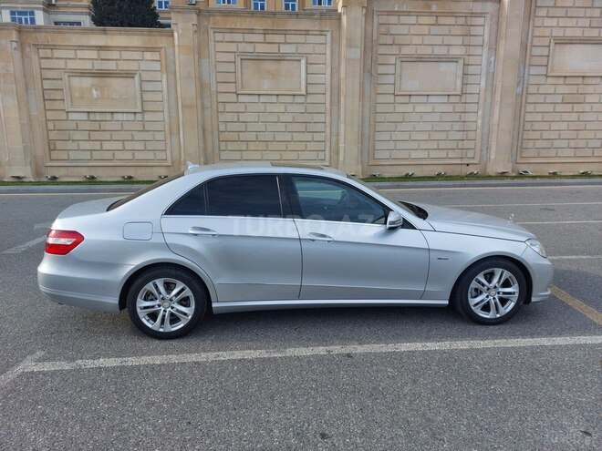 Mercedes E 220 2011, 184,029 km - 2.2 l - Bakı