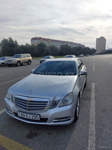 Mercedes E 220 2011, 184,029 km - 2.2 l - Bakı