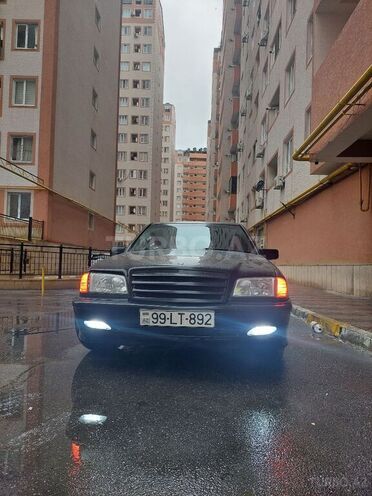 Mercedes C 280 1999, 185,693 km - 2.8 l - Göyçay