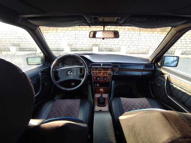 Mercedes E 250 1991, 254,850 km - 2.5 л - Sumqayıt